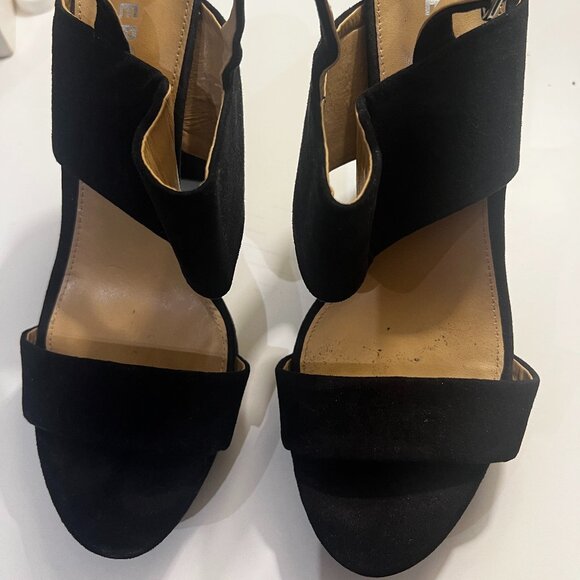 Report heels black size 8.5 used - Picture 3 of 10